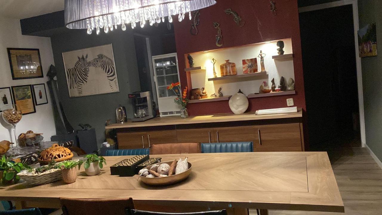 Huis Van Steen レリスタット エクステリア 写真