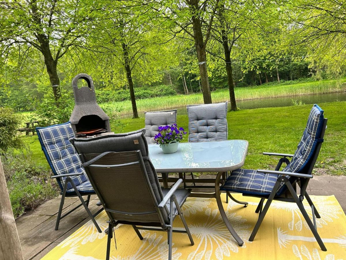 Huis Van Steen レリスタット エクステリア 写真