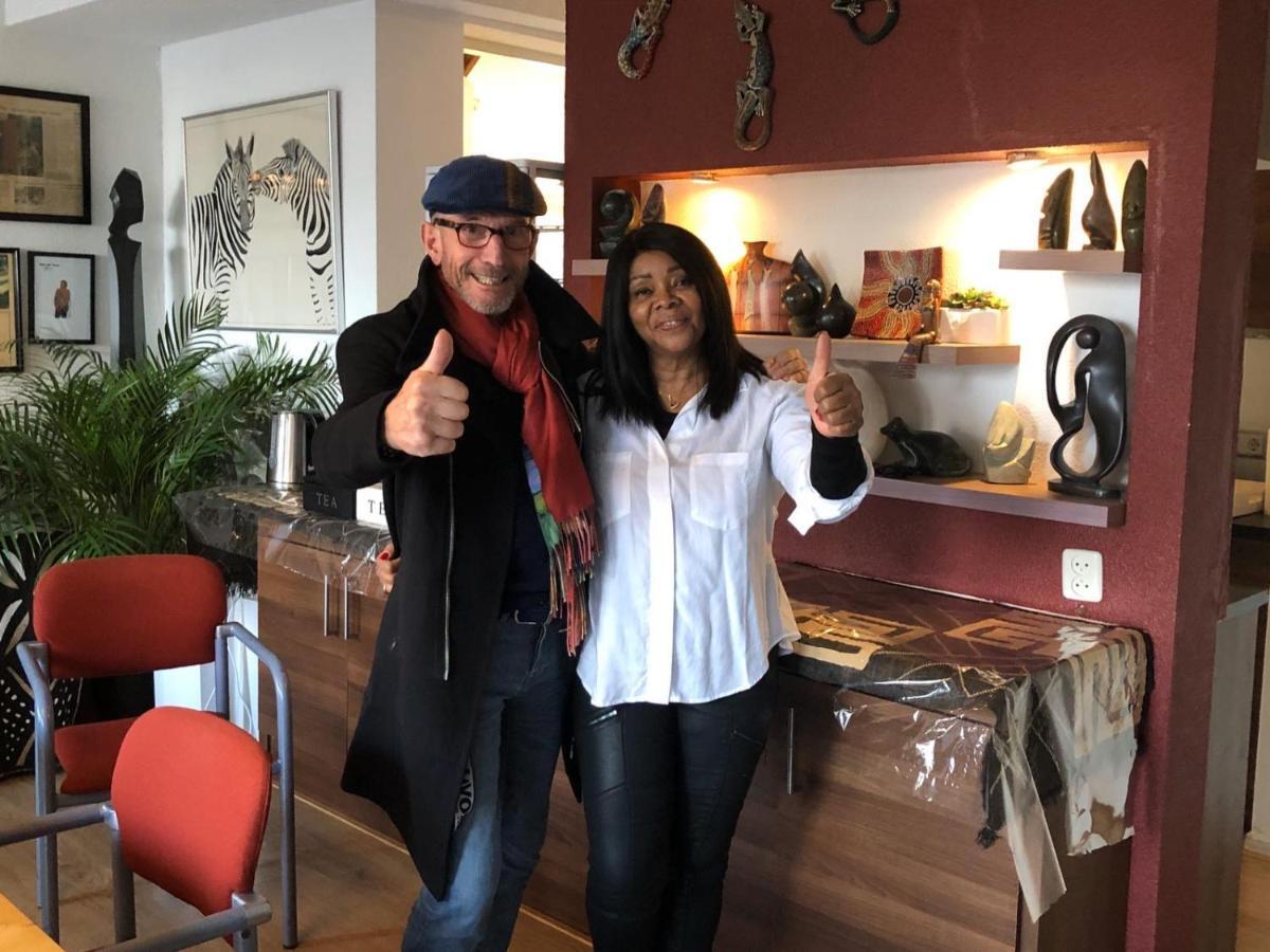Huis Van Steen レリスタット エクステリア 写真